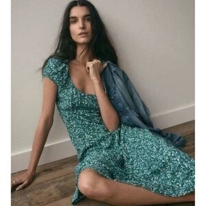 Madewell Ruched Scoopneck Midi Dress in Floral Meadow Ditsy Kelly Green Size 4
